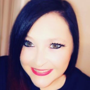 Meet your Posher, Candie